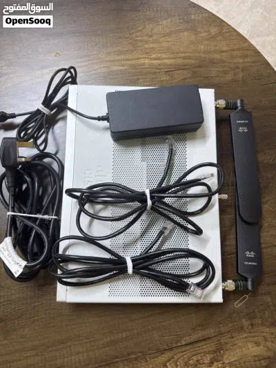 للبيع: راوتر سيسكو احترافي Cisco ISR 1100 Series (موديل C1111-4PLTE) - بحالة ممتازة 4