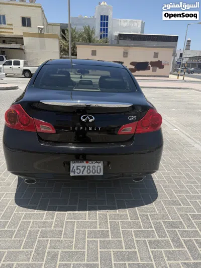 Infiniti G25 4