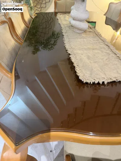 ميز طعام خشب وزجاج 2