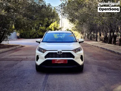 Toyota RAV 4 EXR 2