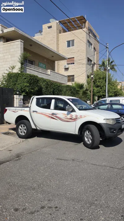 ميتسوبيشي L200 Double Cab GL 4
