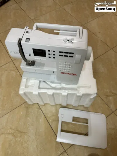 مكنه خياطهBernina325 3
