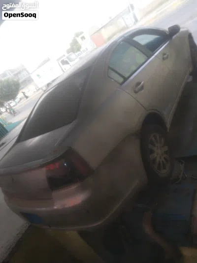 ميتسوبيشي جالنت Standard 3