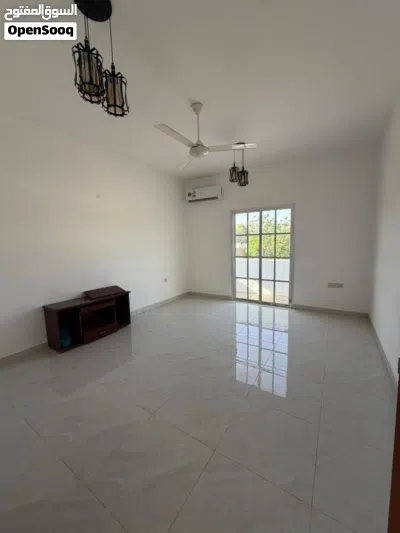 الغبرة العذيبه الخوير غرفه غير مفروشه 3