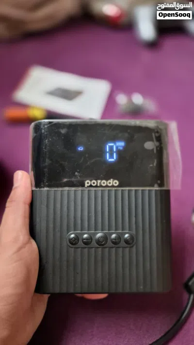 مشغل السيارة وتعبئة الاطارات من Porodo بسعة 8800 mAh 2