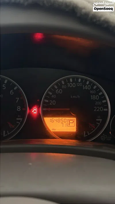 Nissan Pathfinder Standard 3