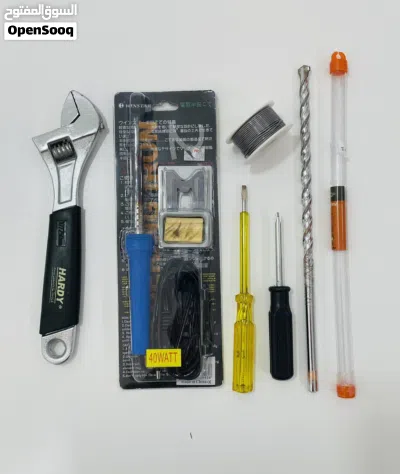 Hand Tools and 40 Watts Soldering Iron عدة يدوية مع جهاز تلحيم 40 واط للبيع بدواعي الهجرة 2