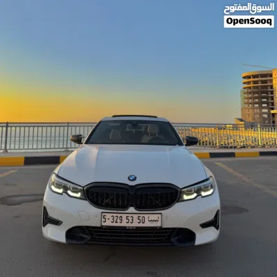 BMW 3 Series 330 2