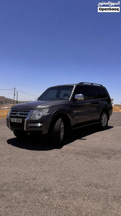 Mitsubishi Pajero GLS 4