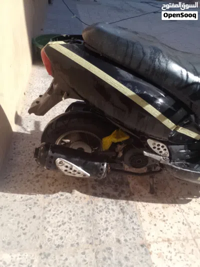 Vespa GTS Super 125 2