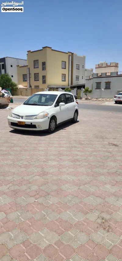 نيسان تيدا 4