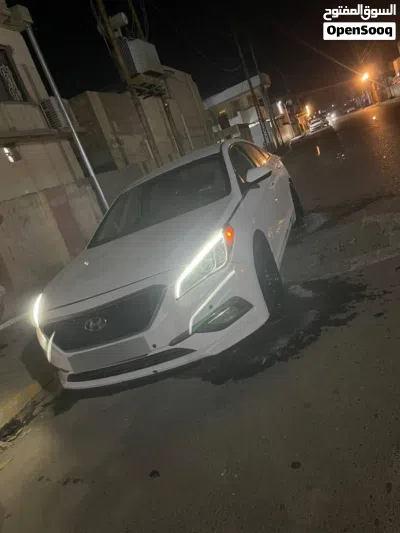 Hyundai Sonata SE 2