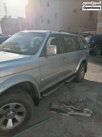 Mitsubishi Nativa GLS 2