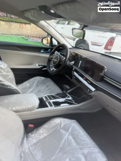 Kia K5 Standard 3