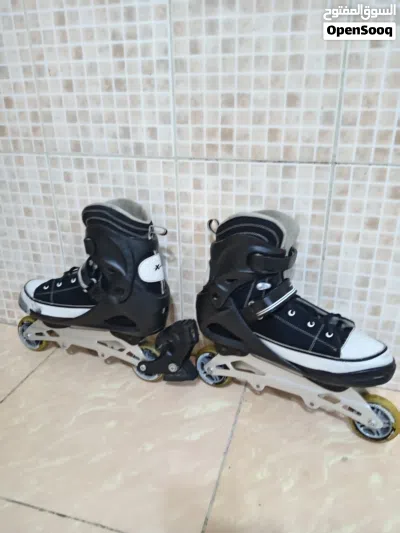 سكيت للبيع نوعيته Inline Skates Shoes صناعه ألمانيه.. مستعمل أستعمال خفيف جدا 2