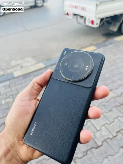 شاومي 12S ULTRA للبيع او التبديل بهواوي فئة عليا 4