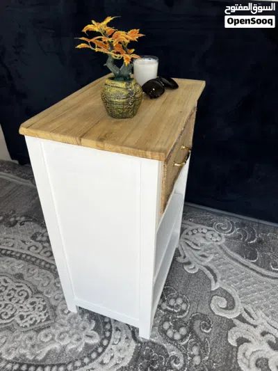طاولة جانبية مجددة بتصميم ريفي 3