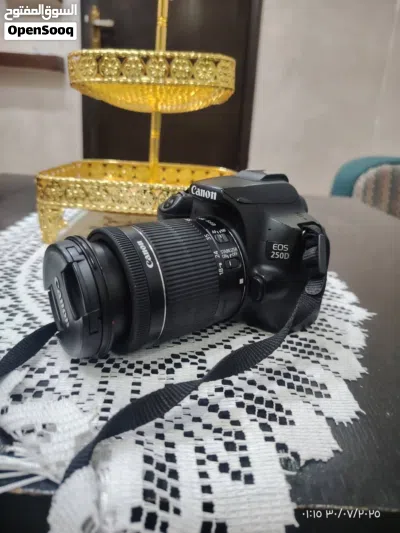 كاميرا canon 250d شبه الجديده تماما 2