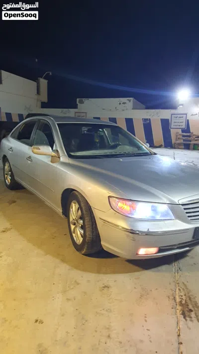 Hyundai Azera Standard 2