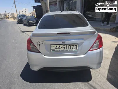 Nissan Sunny SL 4