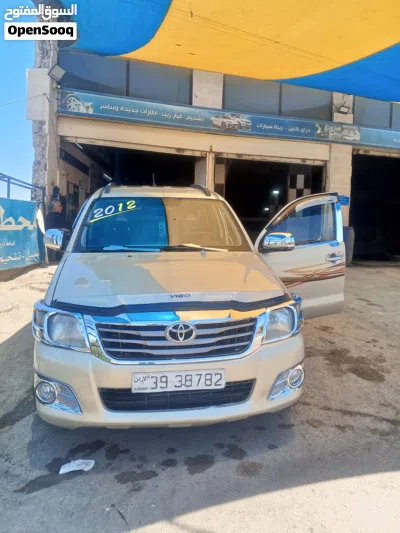 Toyota Hilux GLX 3