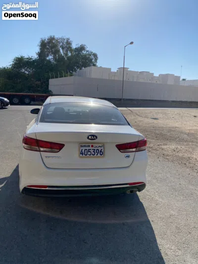 Kia Optima Standard 2