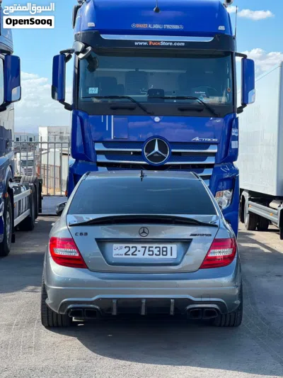 مرسيدس بنز الفئة-C C 250 4