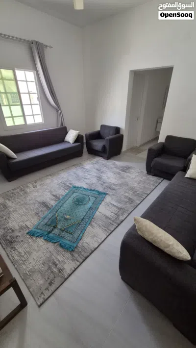 للبيع زوليه نظيفه جدا 2 × 3 3
