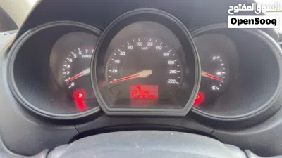 كيا ريو Standard 2