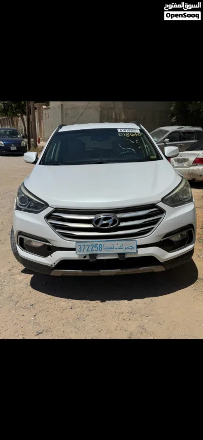 هيونداي سنتافي Standard 4