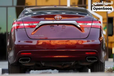 Toyota Avalon XLE 2