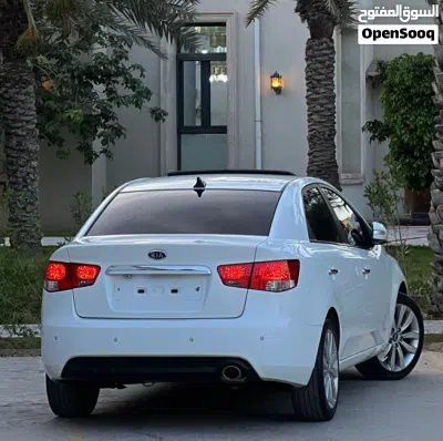 Kia Forte GT 2