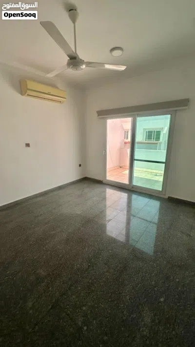 Villa for Rent in Compound – Al Khoudh, Hay Al Kawthar/فيلا للايجار في مجمع سكني في الخوض حي الكوثر 3