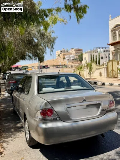 Mitsubishi Lancer Standard 2