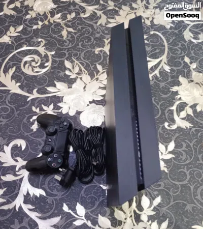 Sony PlayStation 4 1TB with jailbreak 2