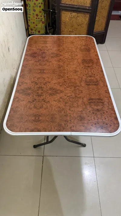 طاوله مقص استعمال نظيف 2