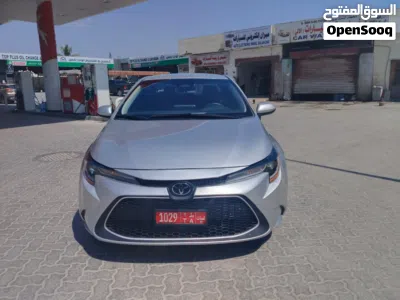 Toyota Corolla LE 3