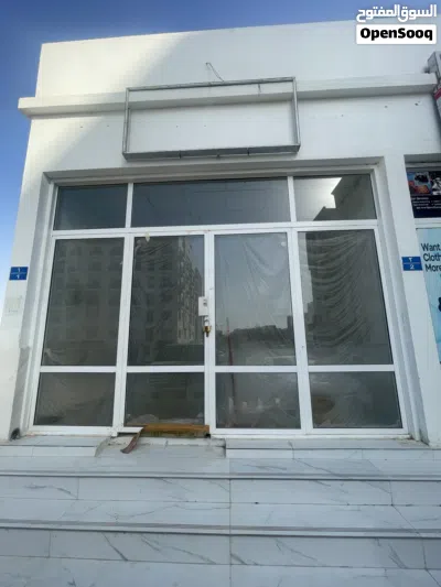 لوحة محل وزجاج محل للبيع board and entrance glass for sale 2