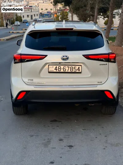 تويوتا هايلاندر XLE 2