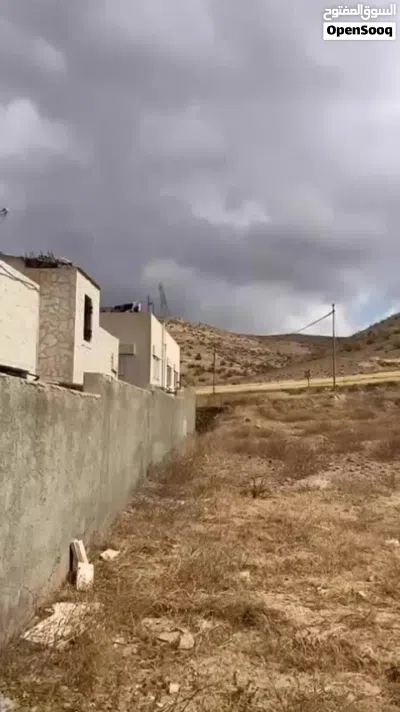 ارض للبيع في محافظة الزرقاء 4