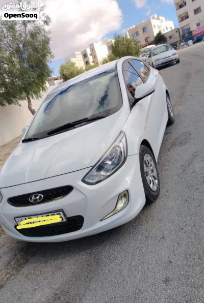 Hyundai Accent GL 2