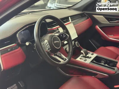 Jaguar F-Pace R-Dynamic S 4