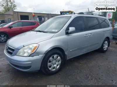 Kia Sedona LX 2