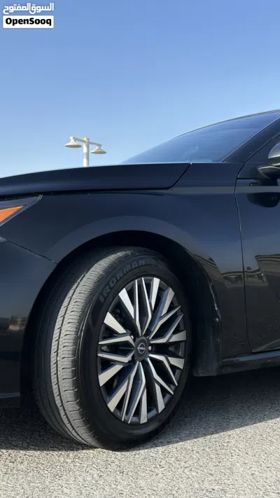 Nissan Altima S 3