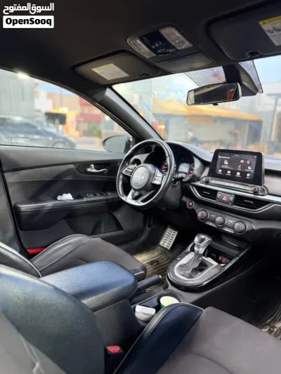 Kia Cerato GT-Line 4