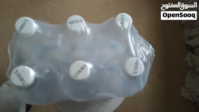 علب ماء فارغة 1.5L 2