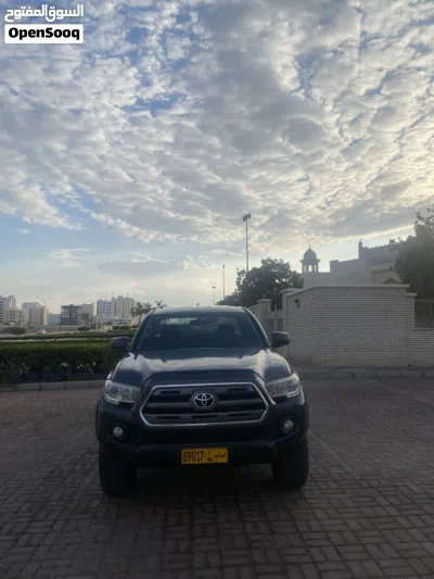 Toyota Tacoma SR5 3