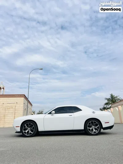 دودج تشالنجر SXT 4