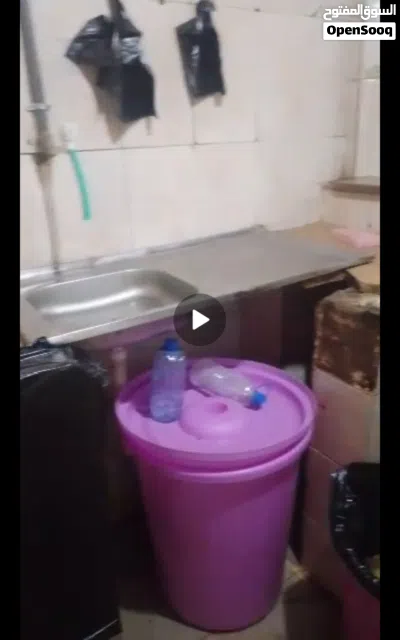محل دجاج جاهز مديكر مصلح جاهز بكامل عدته بموقع حركه السنينه الشارع العام ايجار المحل 40 الف 2