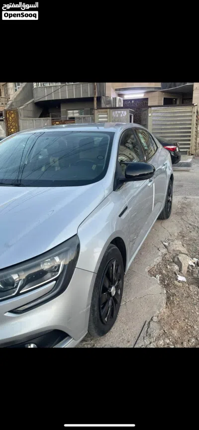 Renault Megane Authentic 2